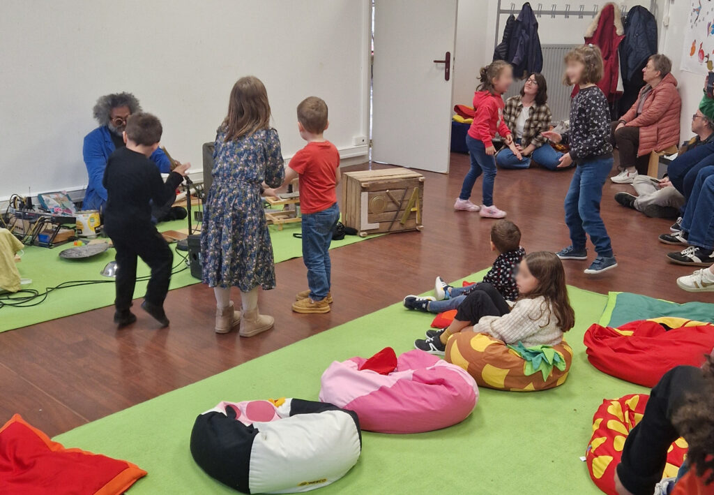 Public qui danse Modifie