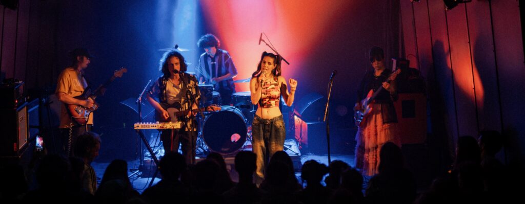 Atelier - Booking, ou comment trouver des dates de concert ? 1 Release Dead Myth c Ph Breard 02 e1788510918705